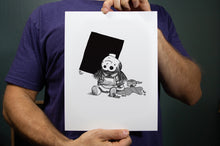Load image into Gallery viewer, Decrepit Doll